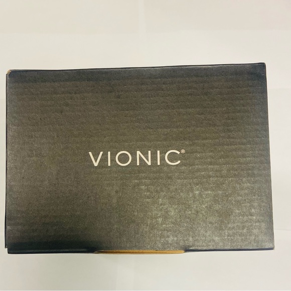 Vionic Newport Cream Croc flats size 6 NWT in original box with tissue paper - Picture 7 of 8